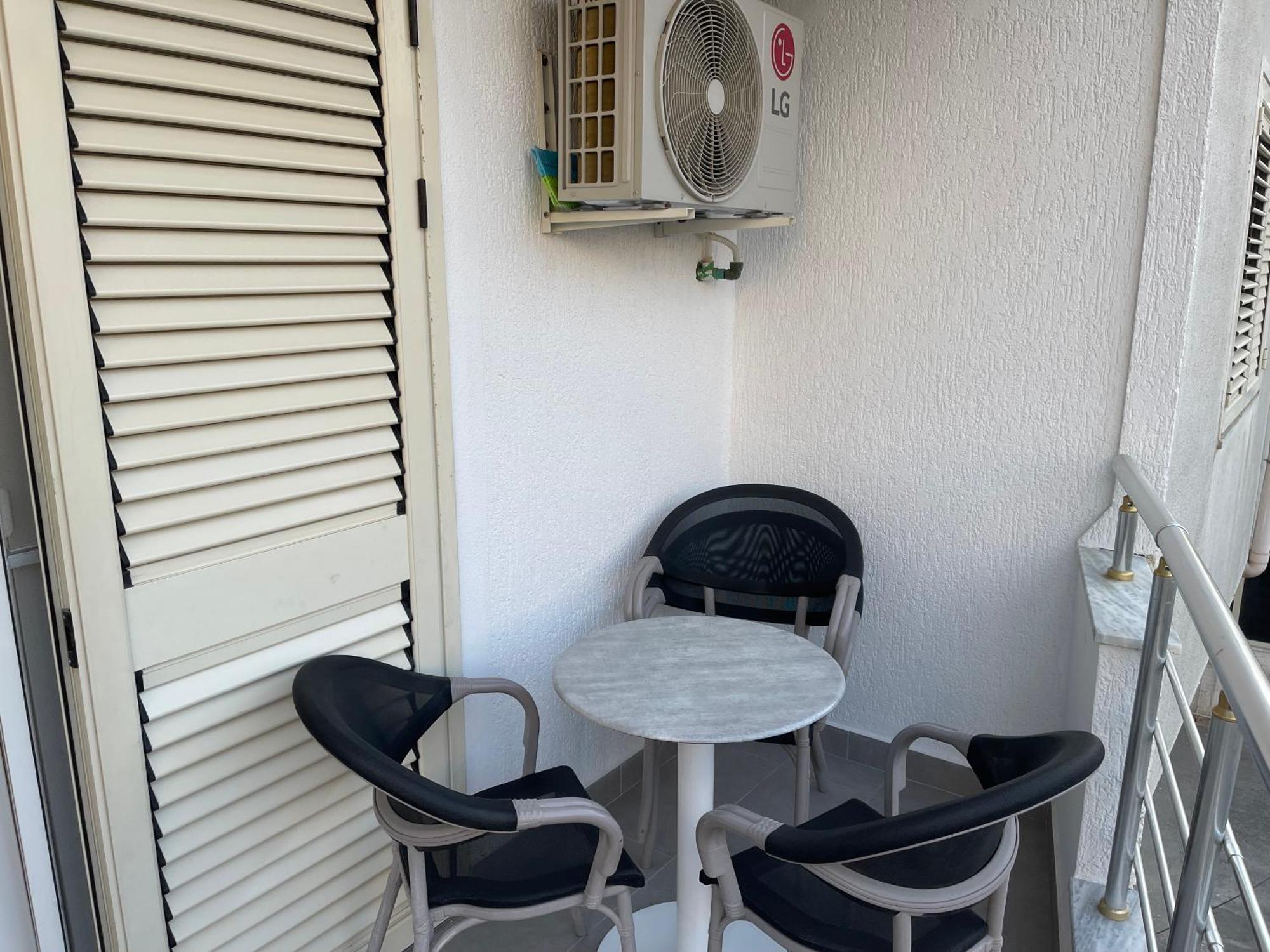 Luxurious Dreamy Seaside Apartment Durrës 外观 照片
